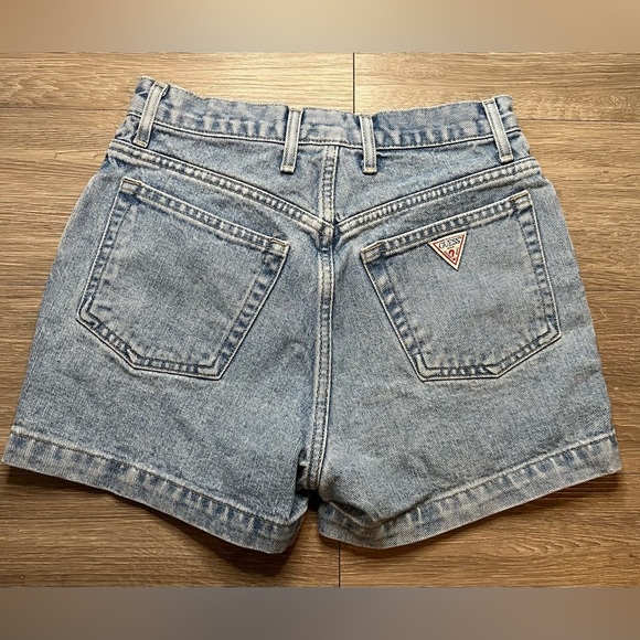 Guess Jeans Vintage Denim Shorts Women’s Size 28 100% Cotton High Rise Blue - Picture 4 of 7